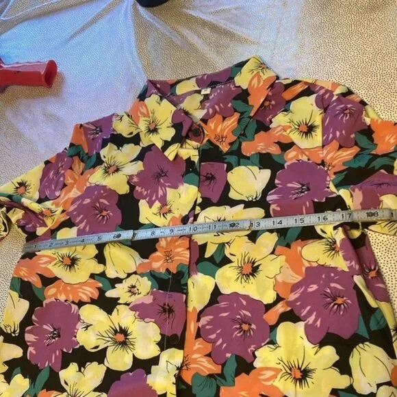 VCAY Full Floral Printed Long Sleeve Women'S Shirt size S new without tag - Picture 8 of 9